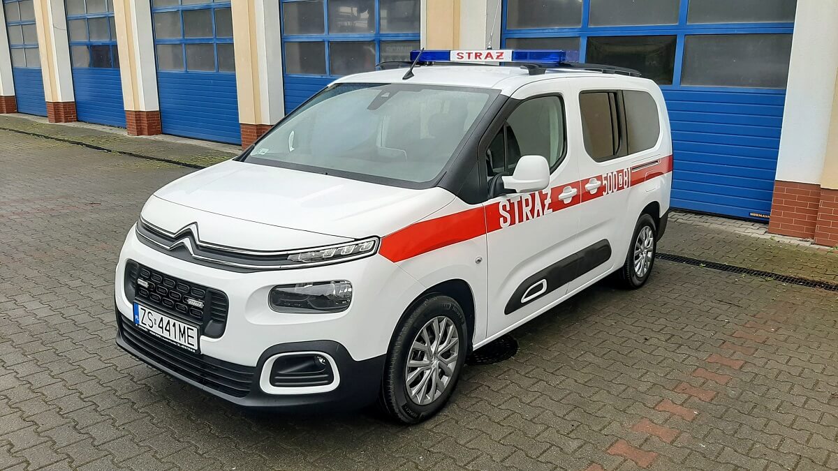 Nowy samochód w KP PSP w Policach Powiat Policki