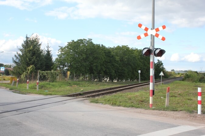 Przejazd kolejowy w Warzymicach