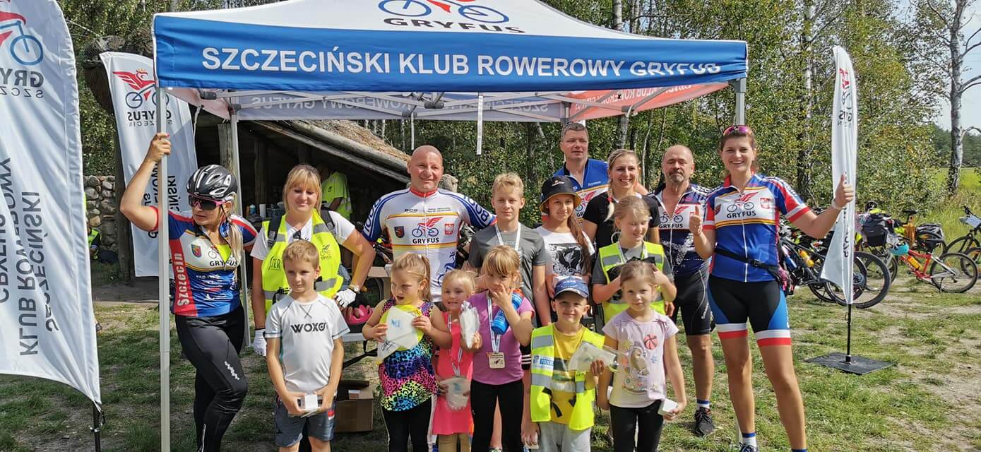 VI Rodzinny Rajd Rowerowy "Do Rezerwatu Świdwie z Gryfusem"