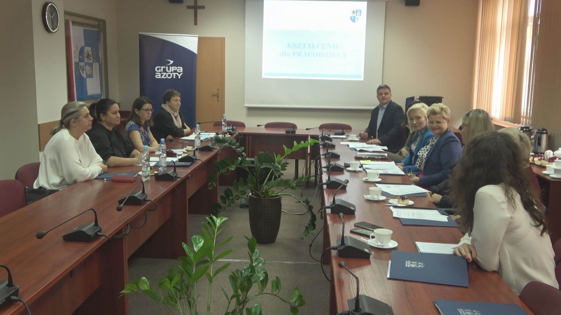 Spotkanie robocze dotyczące utworzenia w Powiecie Polickim szkoły branżowej I stopnia lub klasy patronackiej w szkole branżowej I stopnia