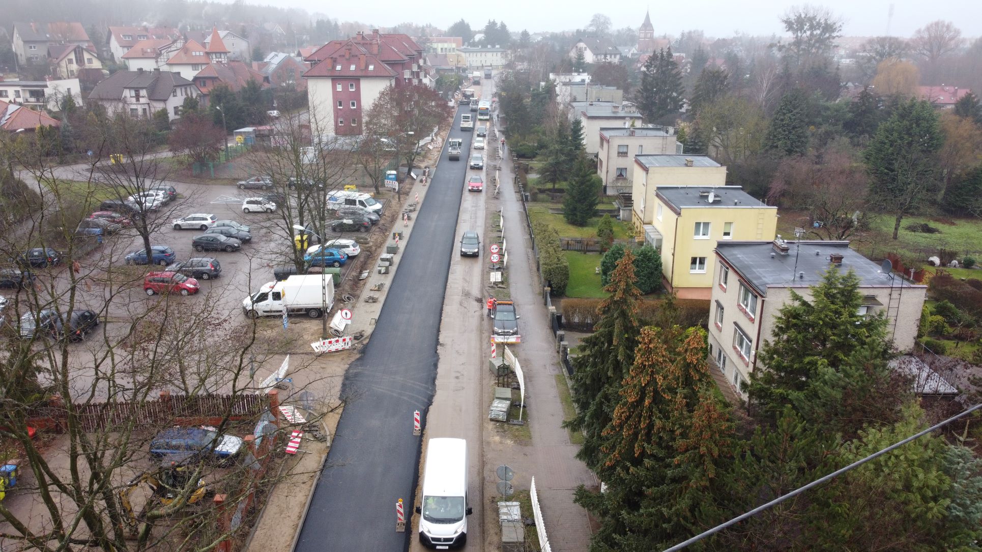 Prace związane z przebudową drogi powiatowej nr 3916Z – Bezrzecze - Wołczkowo w ciągu ul. Koralowej i Górnej w Bezrzeczu idą zgodnie z harmonogramem