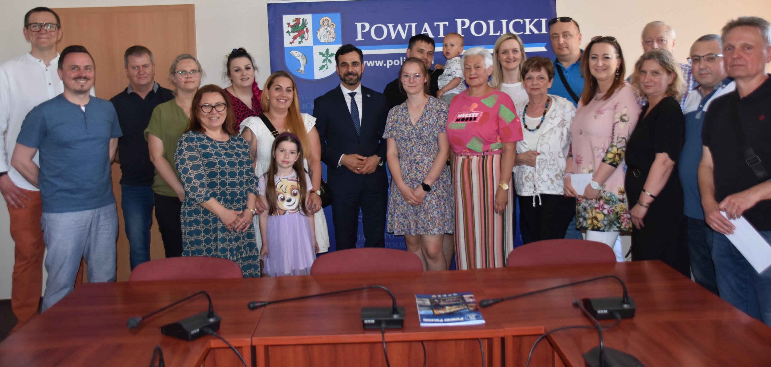 Wręczenie nagród w akcji "Wspieraj Lokalnie. Przekaż 1,5%"