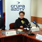 Członek Zarządu Powiatu w Policach Beata Chmielewska omawia zagadnienia