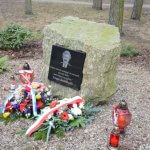 Obelisk pamięci Longina Komołowskiego