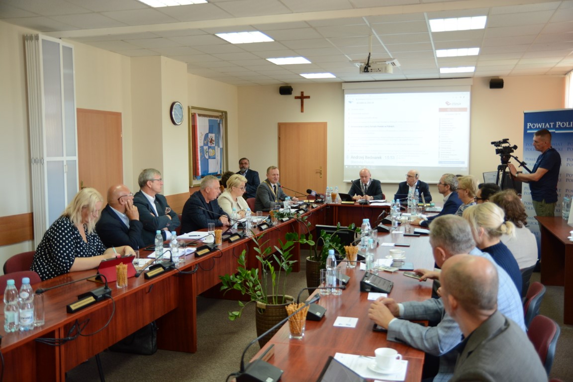 Obrady XLIV sesji Rady Powiatu w Policach