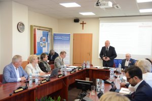 Obrady sesji Rady Powiatu w Policach