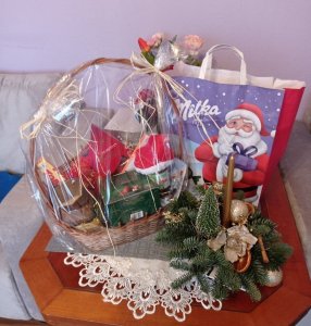 Paczka świąteczna