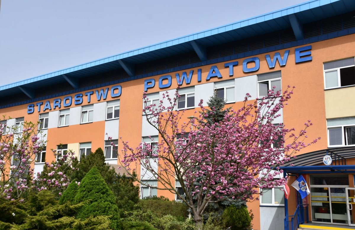 zdjęcie budynku Starostwa Powiatowego w Policach