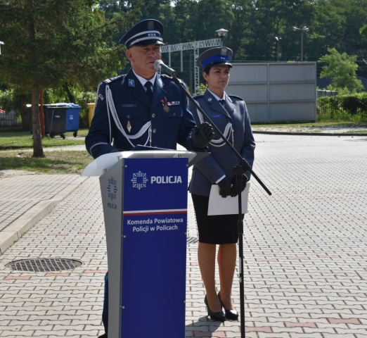 Przemowa Zastępcy Komendanta Wojewódzkiego Policji w Szczecnie przed wręczeniem awansów dla policjantów.