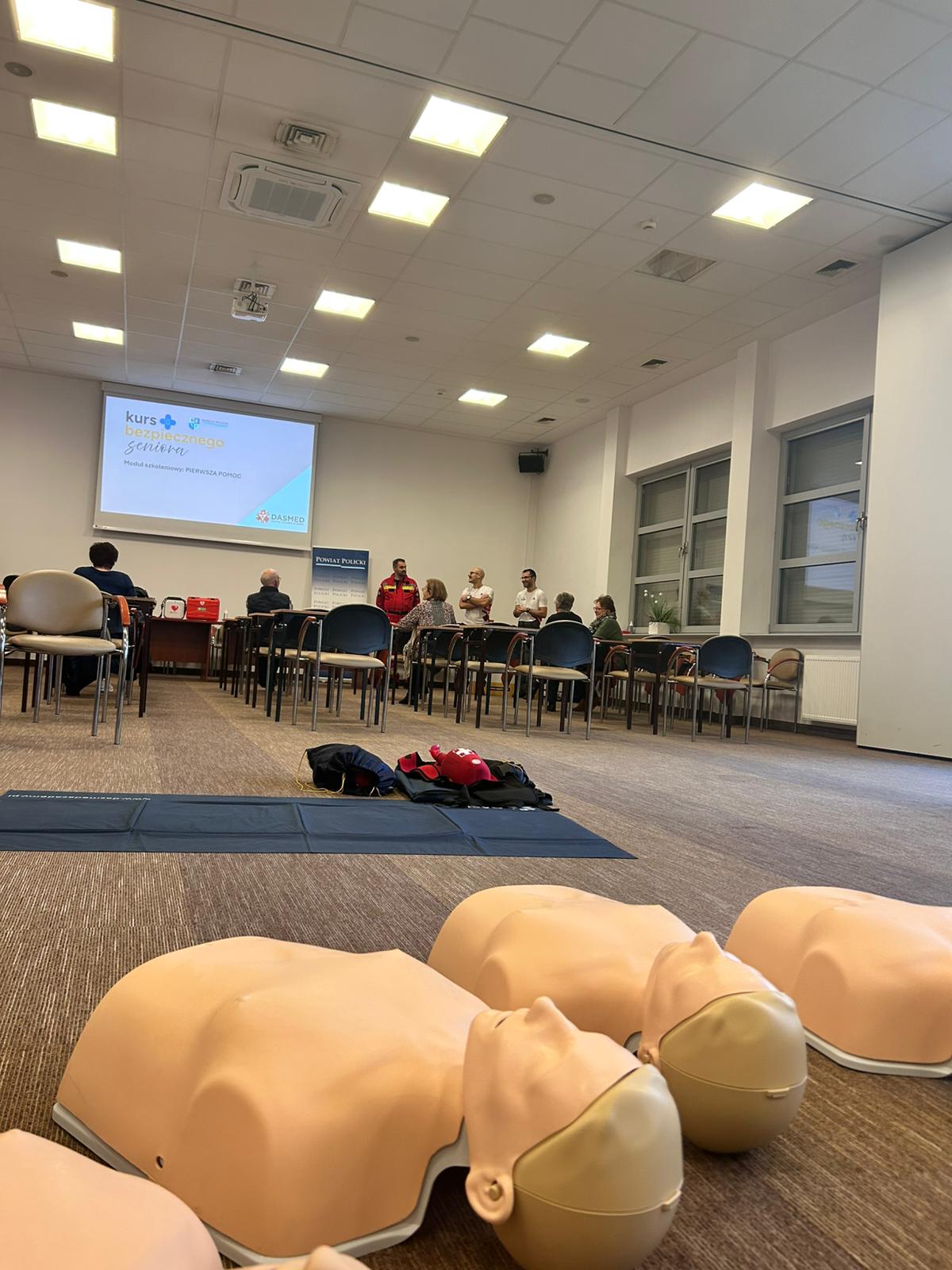 Kurs bezpiecznego seniora już w Policach