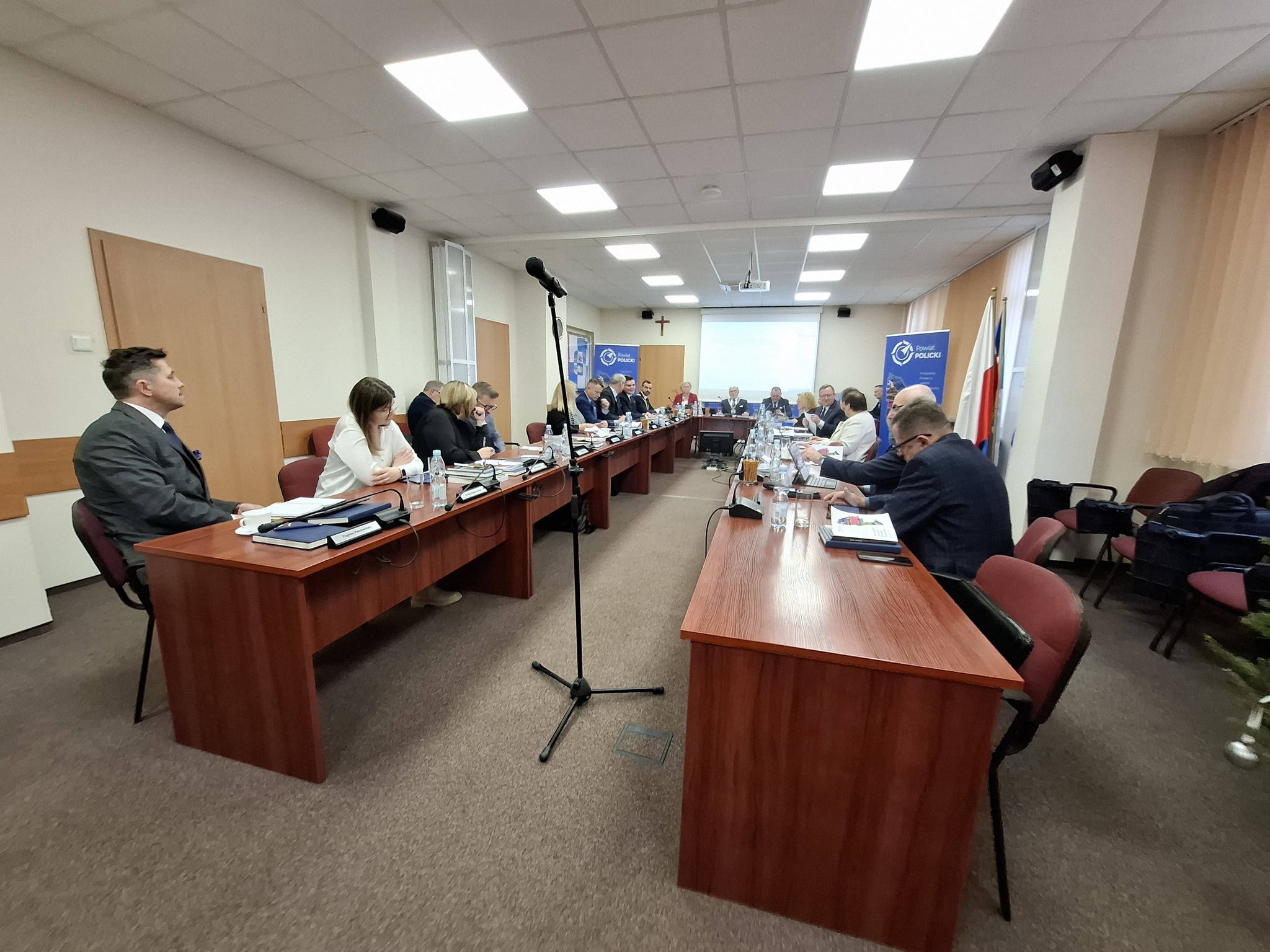 Budżet Powiatu Polickiego na 2026 rok uchwalony!