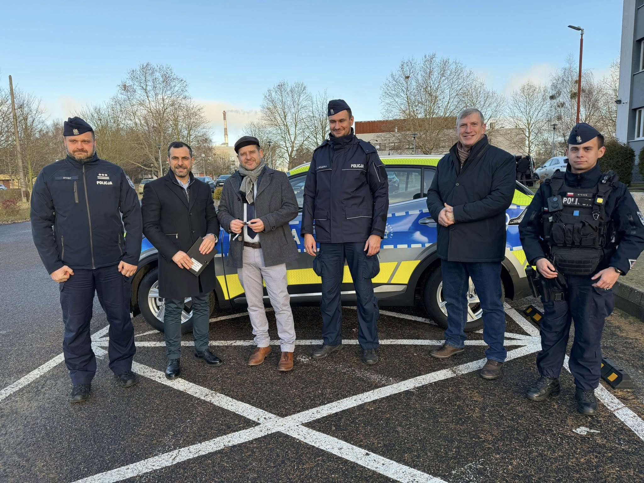 Nowe radiowozy zasiliły flotę Komendy Powiatowej Policji w Policach