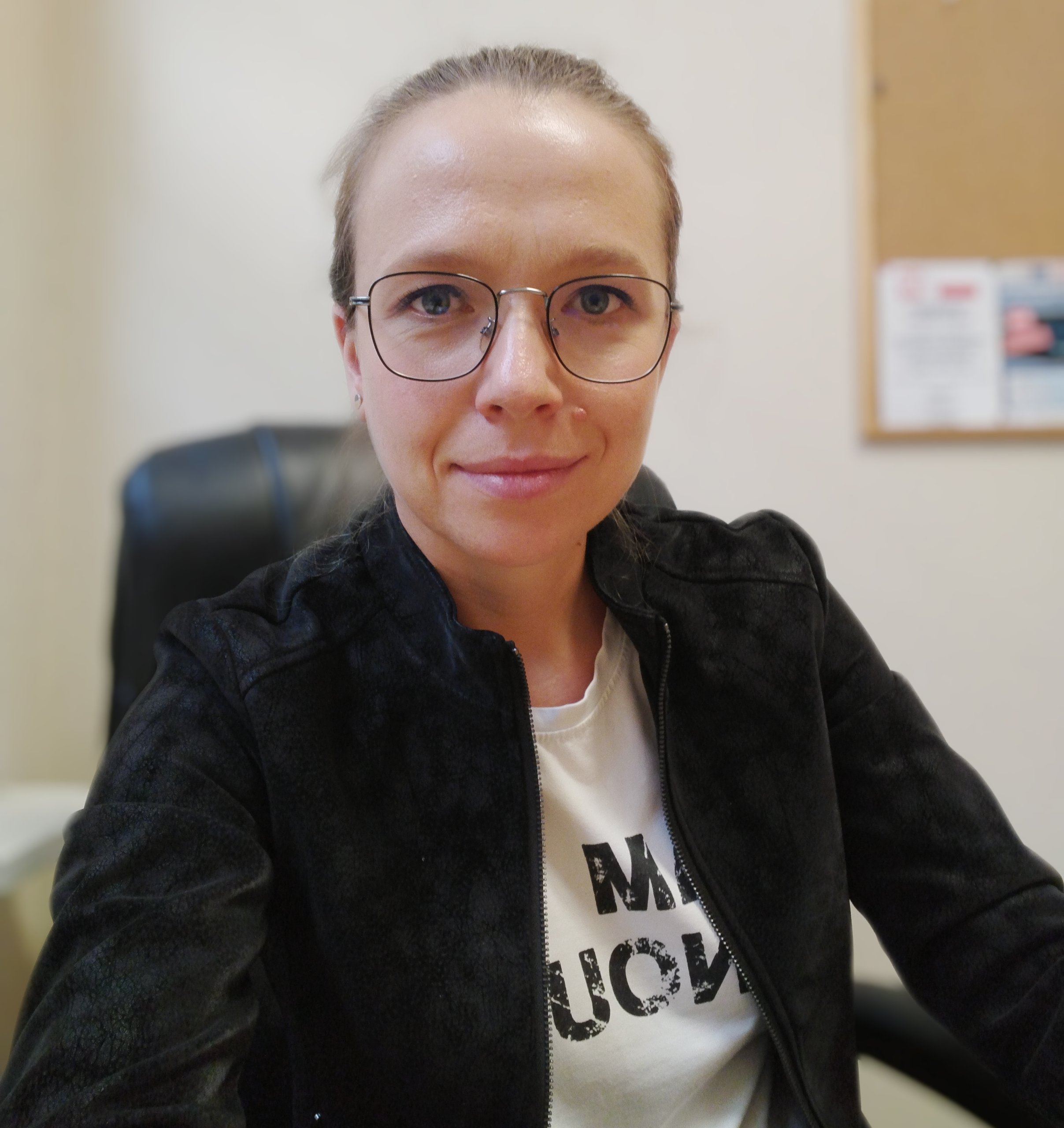 Hejt jak uzależnienie. Dlaczego młodzi tak łatwo w niego wpadają i jak się przed nim bronić?